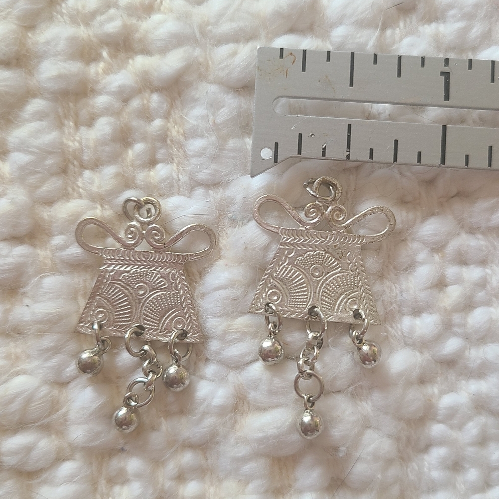 Hmong Phiaj Silver Tone Spirit Lock Pendants with beads. Jewelry/Crafts. - Picture 4 of 9